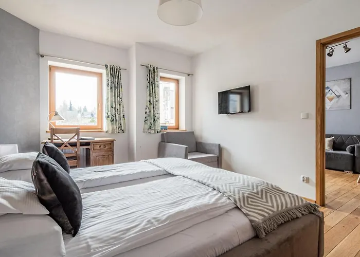 Pod Orlem Blisko Skoczni *